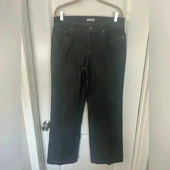 Eileen Fisher Women’s Black Straight Leg Jeans - Size 10 - Picture 1 of 7